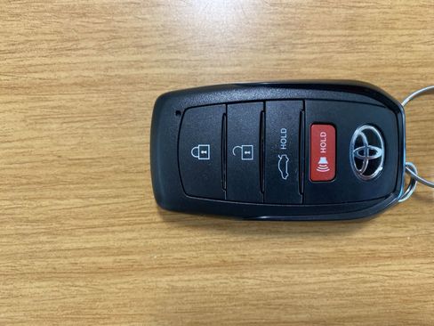 Used 2026 Toyota Corolla SE FWD image 35