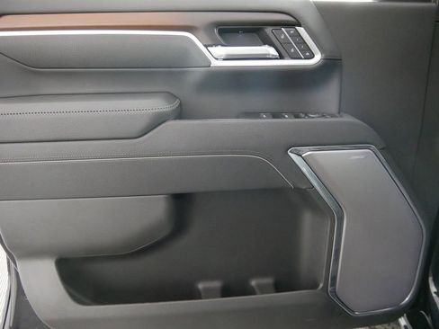 New 2026 GMC Sierra 3500 Denali w/ Denali Reserve Package image 11