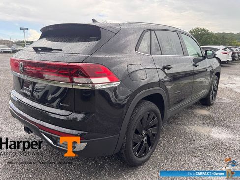 Used 2025 Volkswagen Atlas Cross Sport SE w/ Panoramic Sunroof Package AWD/4WD image 5