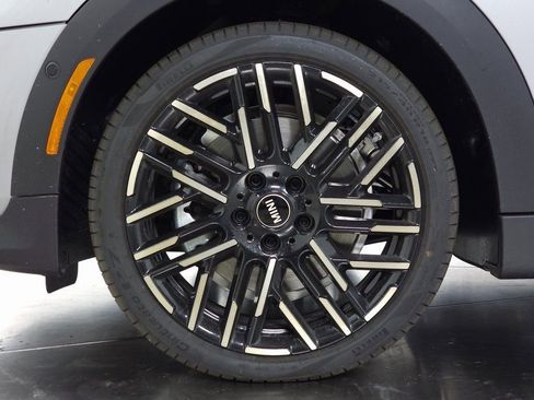 New 2025 MINI Cooper S image 8