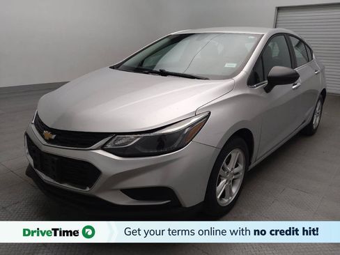 Used 2018 Chevrolet Cruze LT w/ Convenience Package FWD image 1