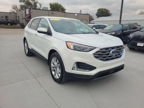 Used 2023 Ford Edge Titanium w/ Equipment Group 301A image 3