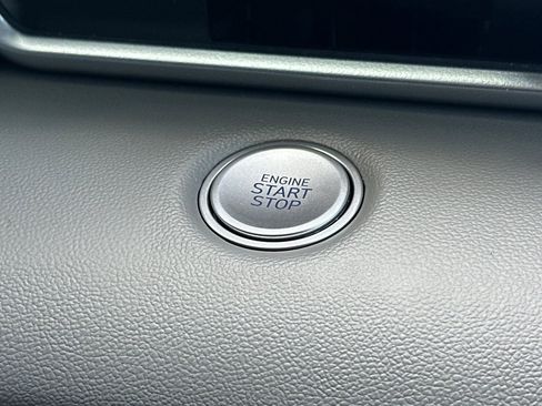 Certified 2025 Hyundai Elantra Sport FWD image 24