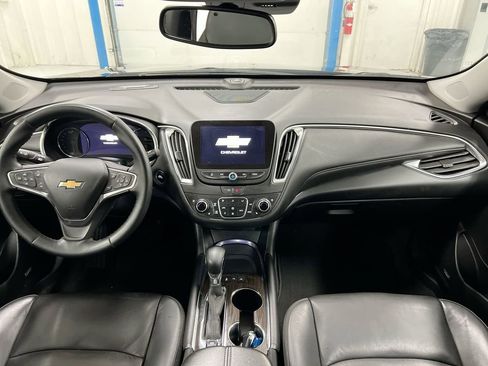 Used 2024 Chevrolet Malibu LT image 10