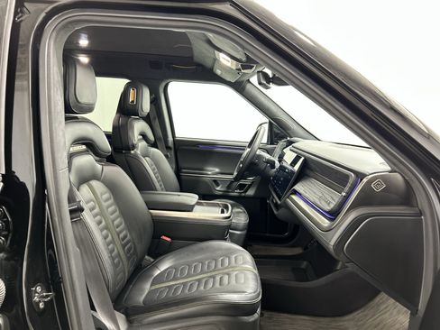 Used 2024 Rivian R1T Adventure Dual AWD/4WD image 23