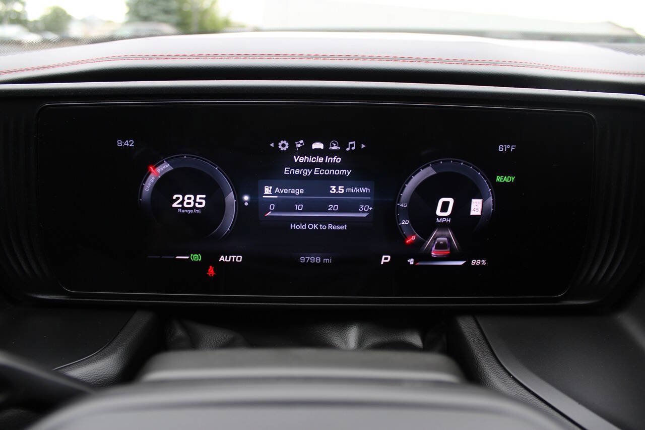 Used 2025 Dodge Charger Daytona R/T w/ Quick Order Package 25M R/T AWD/4WD image 11