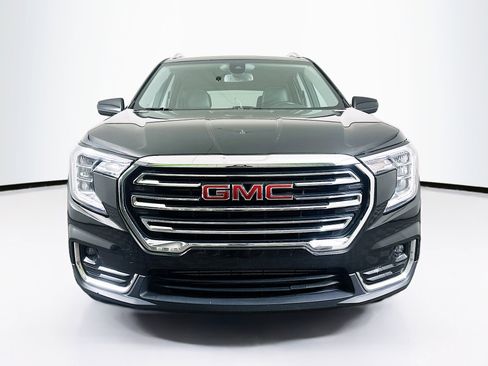 Used 2023 GMC Terrain SLT image 2