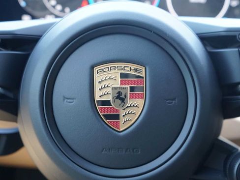 Used 2025 Porsche Cayenne S AWD/4WD image 13