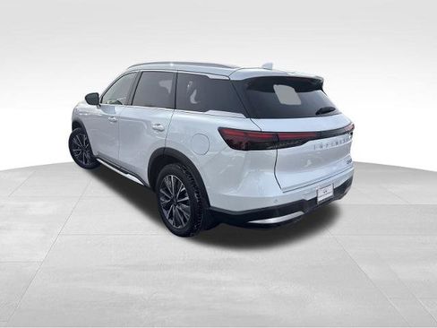 Certified 2026 INFINITI QX60 Luxe w/ Cargo Package image 3