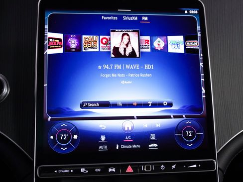 Certified 2023 Mercedes-Benz EQE 500 4MATIC SUV w/ Exclusive Trim Package image 15