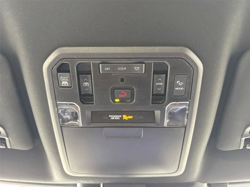 Used 2023 Toyota Tundra Platinum image 24