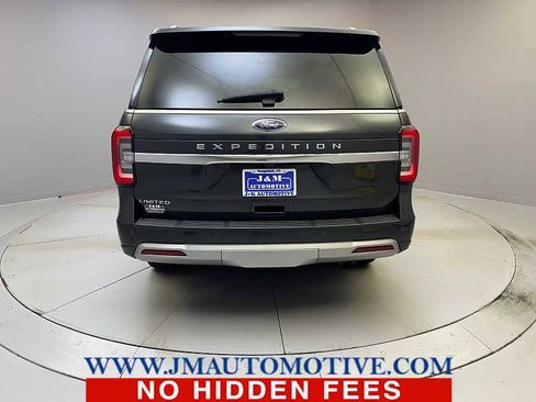 Used 2023 Ford Expedition Limited image 4