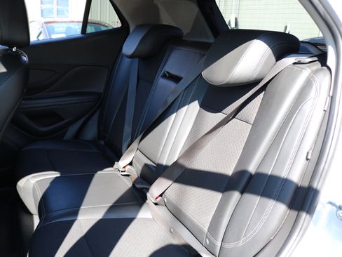 Used 2019 Buick Encore Preferred image 33