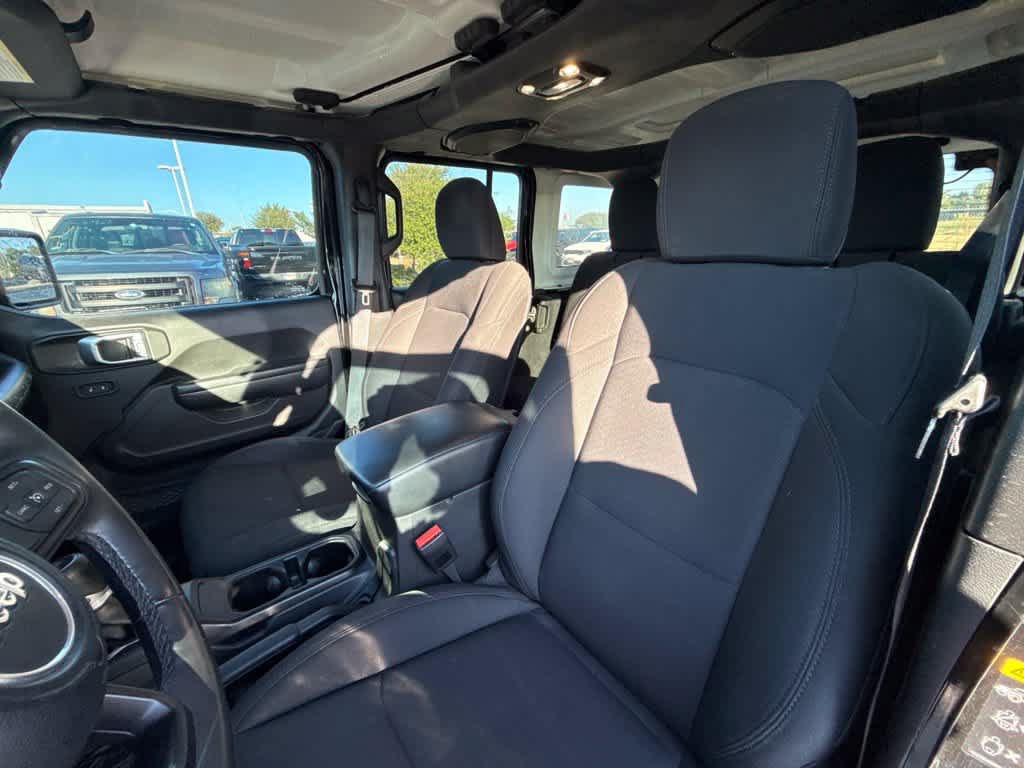 Used 2022 Jeep Wrangler Unlimited Sport AWD/4WD image 14