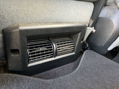 Used 2015 RAM 1500 Express image 22