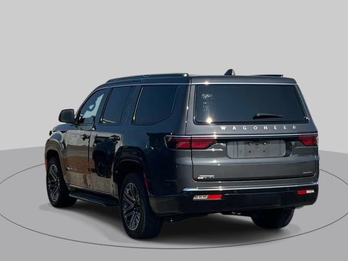 Used 2022 Jeep Wagoneer Series III w/ Flexible Seating Group AWD/4WD image 4