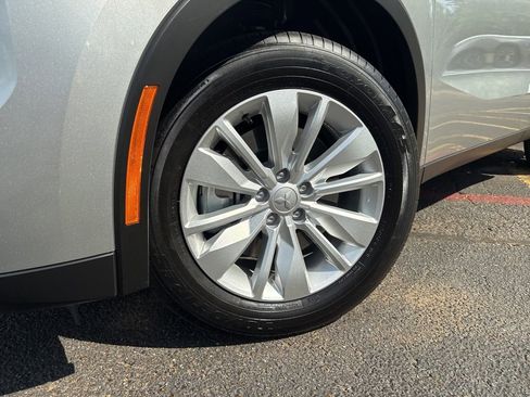 New 2026 Mitsubishi Outlander ES FWD image 2