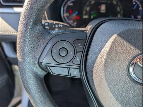 Used 2023 Toyota RAV4 AWD Hybrid image 6