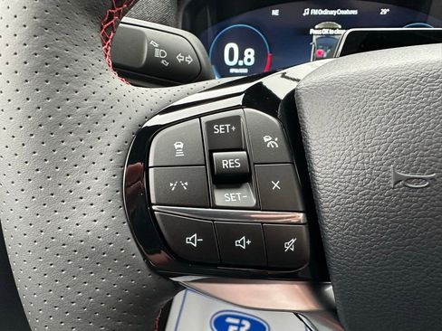 New 2026 Ford Explorer ST-Line w/ ST-Line Street Pack image 27