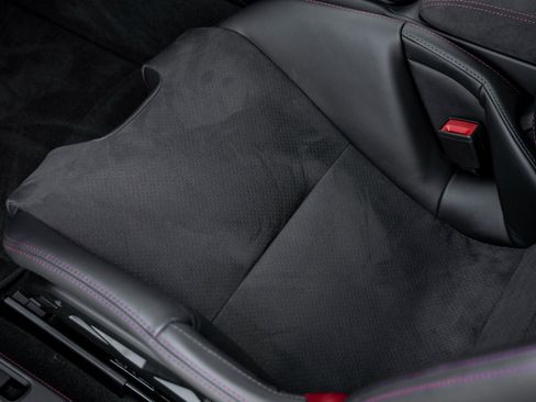 Certified 2025 Porsche 911 GT3 image 26