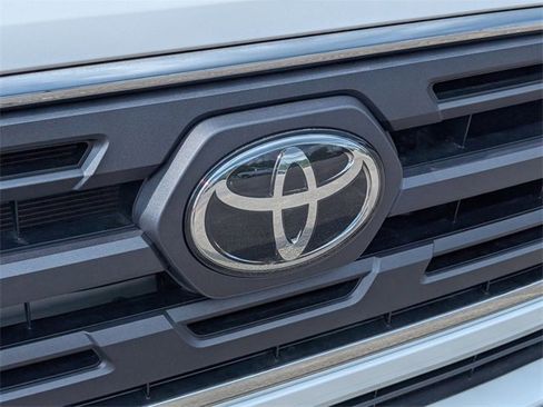 Used 2019 Toyota Tacoma SR5 image 15