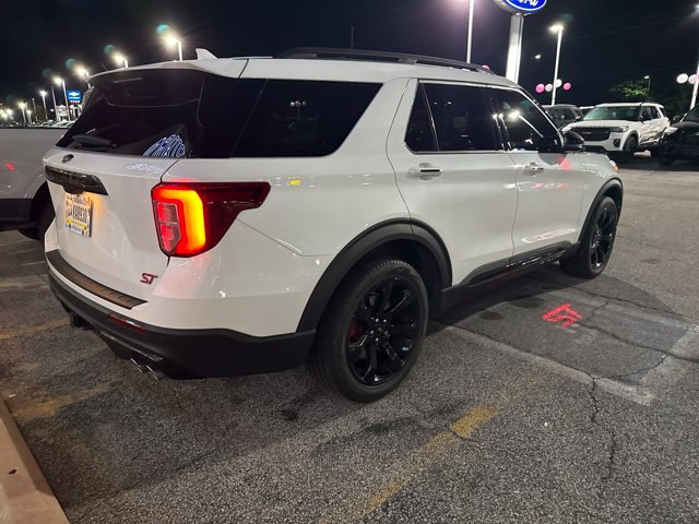 Used 2024 Ford Explorer ST w/ Equipment Group 401A AWD/4WD image 3