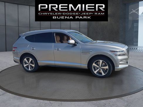Used 2022 Genesis GV80 2.5T w/ Advanced Package 02 AWD/4WD image 9