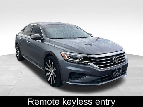 Used 2022 Volkswagen Passat 2.0T SE FWD image 3