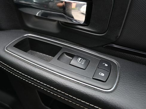 Used 2018 RAM 1500 Rebel image 56