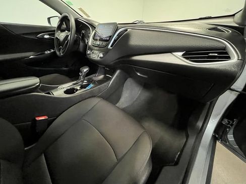 Used 2024 Chevrolet Malibu LT FWD image 10