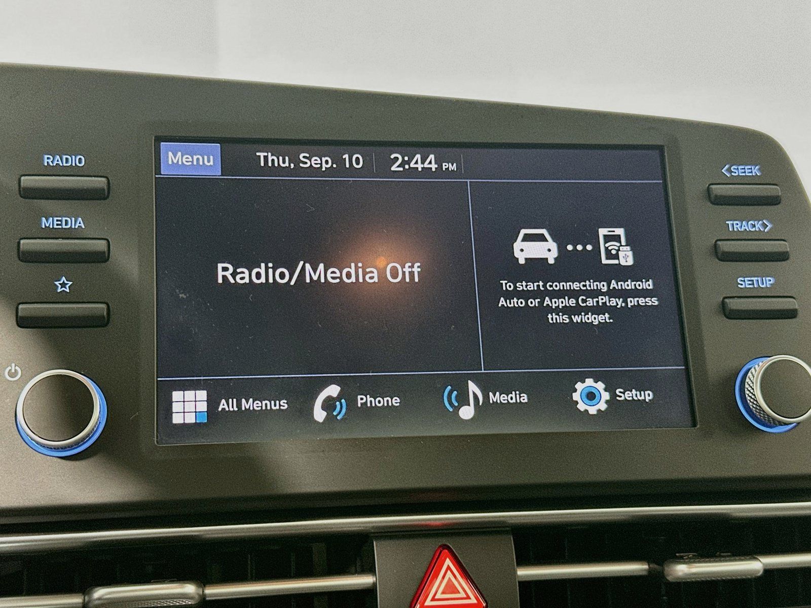 Used 2025 Hyundai Elantra Sport FWD image 14
