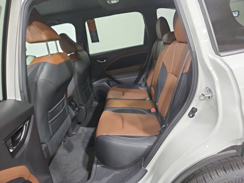 New 2026 Subaru Forester Touring AWD/4WD image 25
