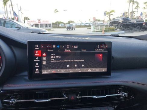 New 2024 Dodge Hornet GT image 11