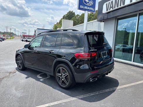 Used 2021 Mercedes-Benz GLB 250 image 2