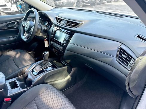 Used 2020 Nissan Rogue S AWD/4WD image 33