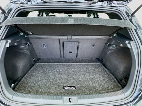 Used 2017 Volkswagen GTI Sport image 17