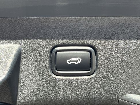 Certified 2023 Kia Sportage X-Line Prestige image 28