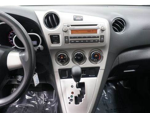 Used 2012 Toyota Matrix S image 16