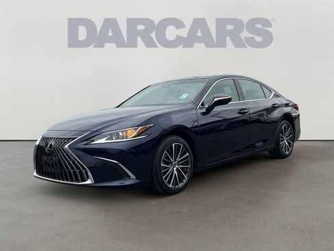 Certified 2023 Lexus ES 350 w/ Premium Package image 2
