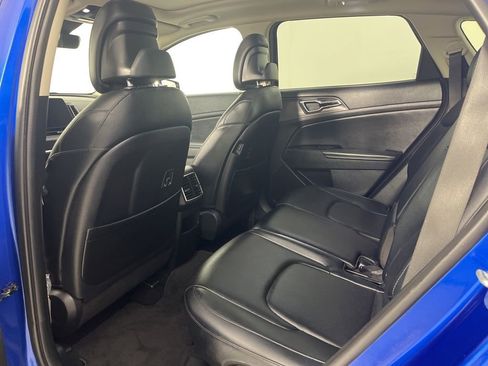 Used 2023 Kia Sportage SX FWD image 11