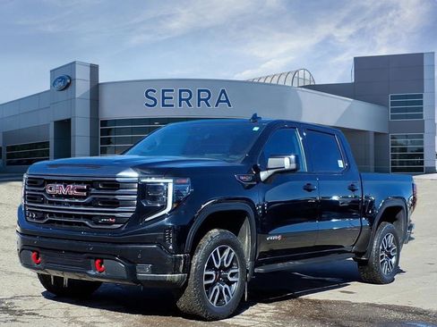 Used 2022 GMC Sierra 1500 AT4 w/ AT4 Premium Package image 1