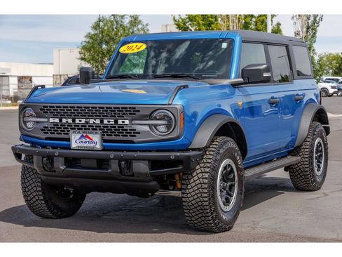 Used 2024 Ford Bronco Badlands AWD/4WD image 7