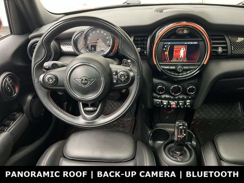 Used 2020 MINI Cooper S image 11