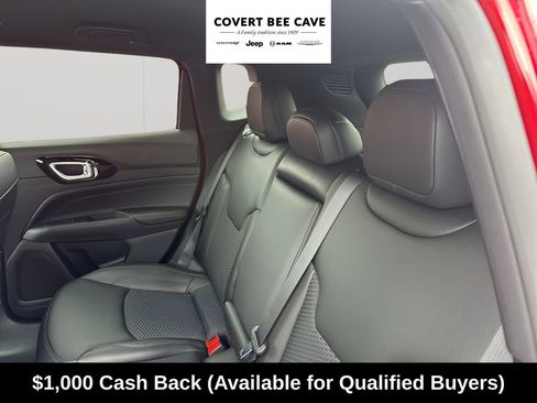 New 2026 Jeep Compass Latitude image 19