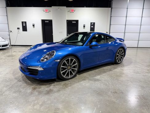 Used 2015 Porsche 911 Carrera image 21