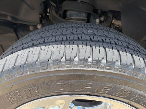 Used 2019 RAM 1500 Big Horn AWD/4WD image 13