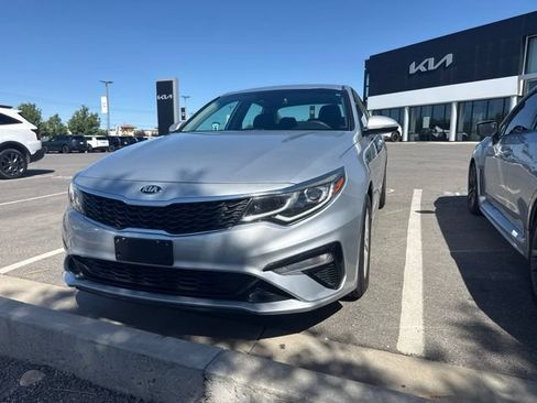 Used 2019 Kia Optima LX FWD image 4