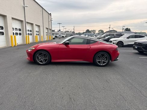 Used 2025 Nissan Z Sport w/ Floor Mat Package RWD image 3