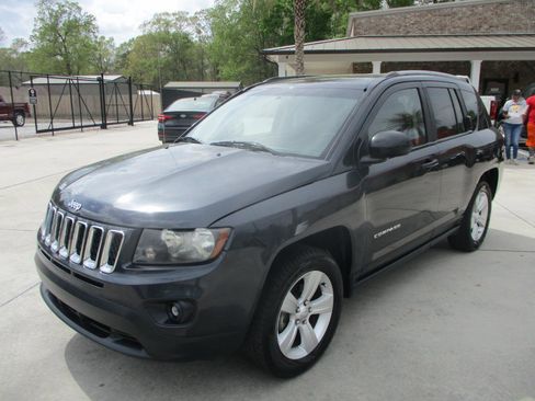 Used 2015 Jeep Compass Sport w/ Power Value Group image 4