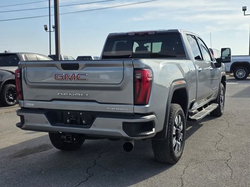 Used 2024 GMC Sierra 2500 Denali w/ Denali Reserve Package image 8